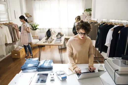 Stamps CRM for Retail: Keeping Your Best Customers Coming Back